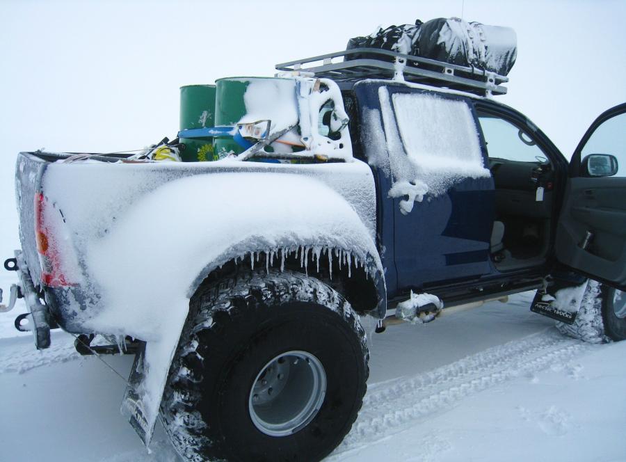  Toyota Hilux Claims Second Pole Position 2009 года  (фото 2 из 17)